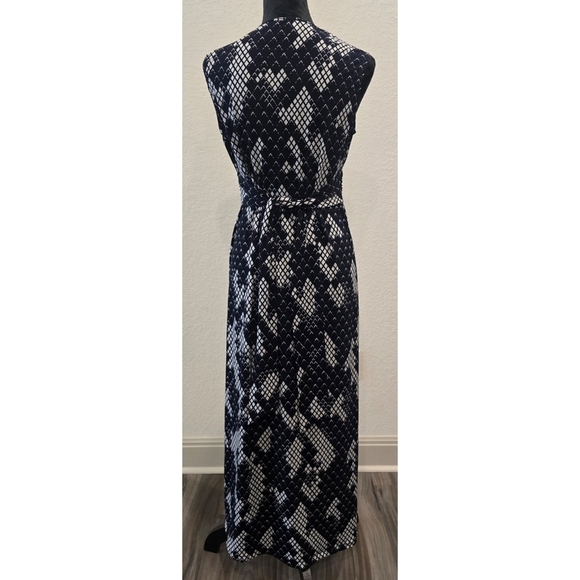 Eliza J Navy & White Sleeveless Maxi Dress - Size 12P - Picture 3 of 13